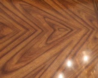 Drexel Heritage Mahogany Dining Table with Figured Veneer third image