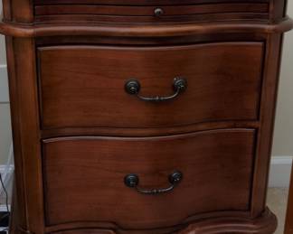 Ashley Furniture Lavinton Brown Drawer Nightstand