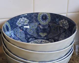 Hijiri Gama Blue and White Floral Serving Bowls