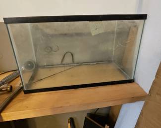 Aqueon Standard Glass Gallon Long Aquarium Tank