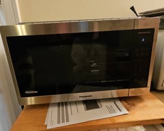 Panasonic W High Power Inverter Microwave Oven NNSCS