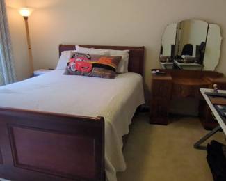 Vintage Art Deco Waterfall Pc. Bedroom Set, Queen Bed