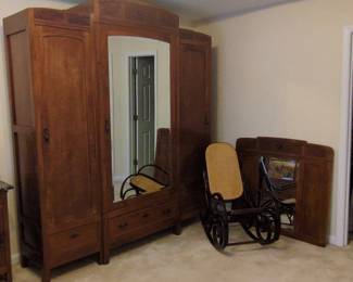 Victorian Eastlake Carved Bedroom Set second image