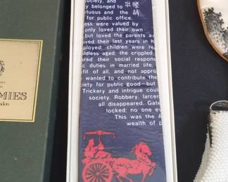 Confucius Silk Necktie with Presentation Box second image