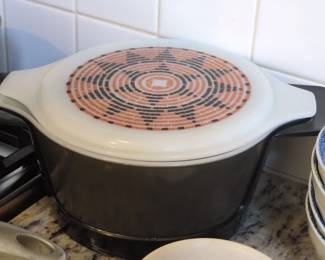 Pyrex Pueblo Pattern Casserole Dish with Lid