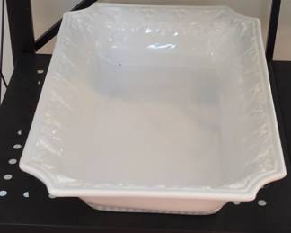 White Ceramic Rectangular Baking Dish with Embossed Grape Leaf Pattern