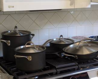 Calphalon Cookware Set