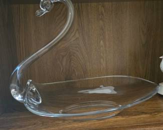 Glass swan