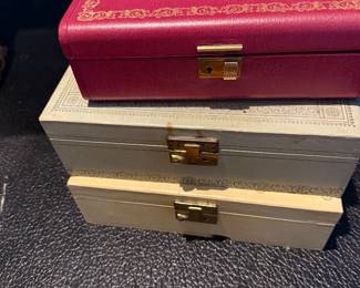 vintage jewelry boxes