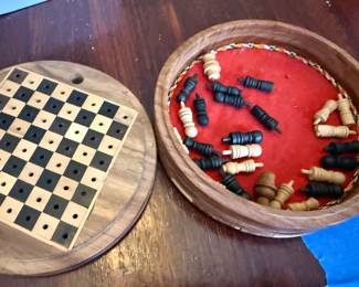 Travel chess game