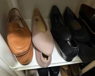 ladies dress flats