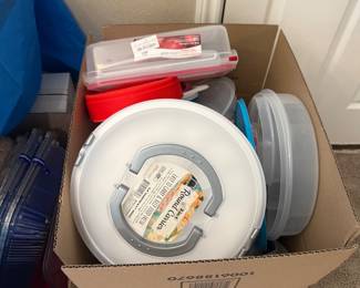 plastic containers - many new