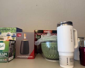 Stanley mug, salad spinner, chicken shredder