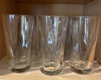 Beverage glasses, sold in a set of 7, 2 sets available,  $5 each set