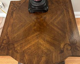 Additional view of the top of the Bernhardt end table ~