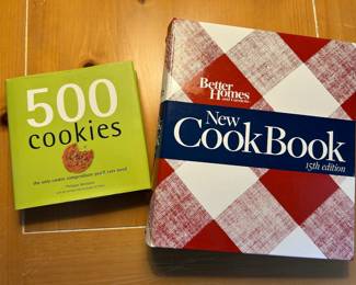 500 Cookies recipe book,  $4.  (Better Homes Cookbook, $8/SOLD)