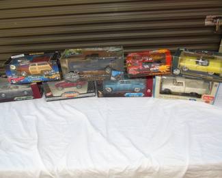 1:18 scale die cast collection