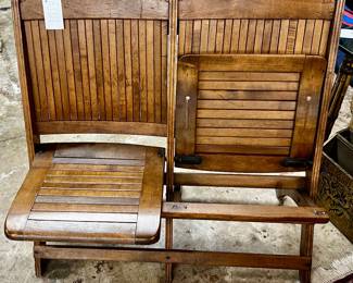 Folding Stadium stadium-style seat/bench