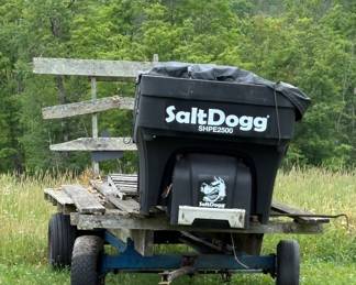 SaltDogg SHPE2500 commercial salt and sand spreader