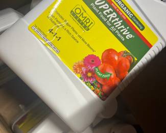 Case of plant food