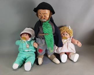 Lot # : 336 - Vintage Cabbage Patch dolls and clown