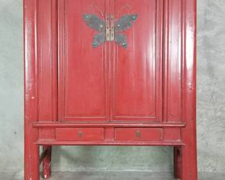 049 Lot 728 Vintage Asian style red lacquered cabinet
