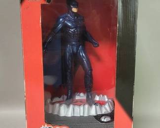 Lot # : 302 - Think Way Toys "Batman & Robin" Electronic Talking Bank figure