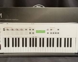 067 Lot 197 MAudio Venom 12voice synthesizer with USB audio interface