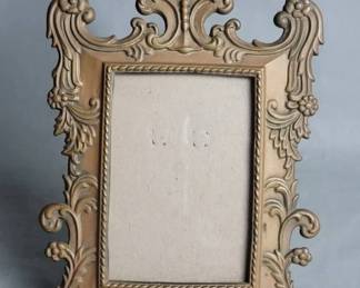 Lot # : 227c - Victorian style brass picture frame with glass face