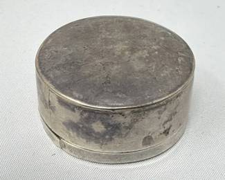 Lot # : 179 - Vintage handmade sterling silver trinket box