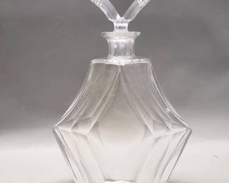 Lot # : 296 - Art Deco crystal glass decanter with stopper