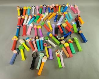 Lot # : 353 - Group of Pez candy dispensers