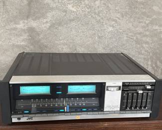 120 Lot 86 S.E.A. JRS600 graphic equalizer and stereo receiver