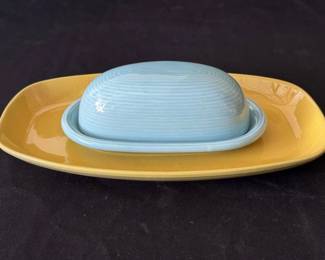 Lot # : 325h - Mid-century Modern ceramic butter dish & plate