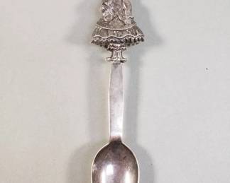 Lot # : 19 - Vintage sterling silver spoon