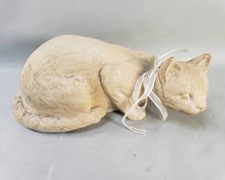 Lot # : 115 - Cement cat garden statue