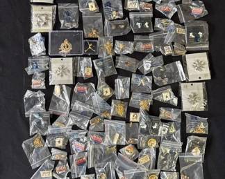 Lot # : 345h - Lot of 100 assorted pins
