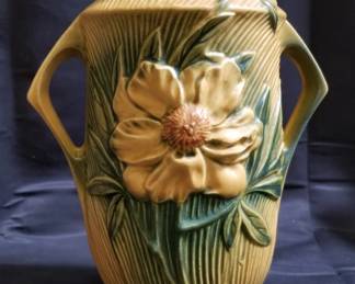 169 Lot 267 Roseville pottery vase