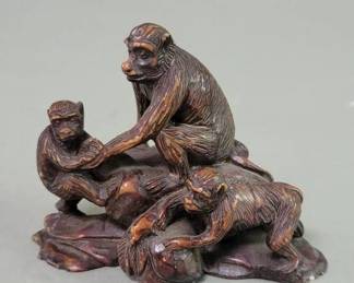 Lot # : 44 - Vintage soapstone monkeys figure