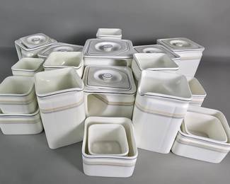117 Lot 533 Art Deco Foley Cube individual tea service and tableware set