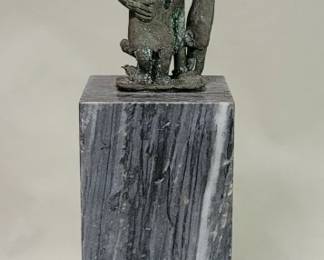 121 Lot 93 Vintage bronze sculpture on marble base