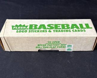 Lot # : 330h - Factory sealed 1988 Fleer baseball card set