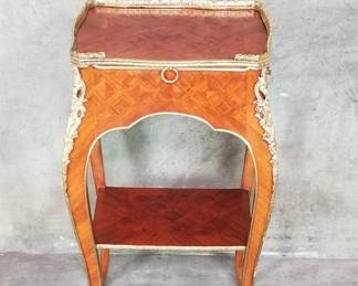 090 Lot 718 French Louis XV style side table