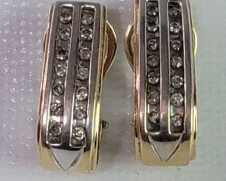 034 Lot 13 10k gold and diamond earrings