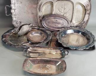 Lot # : 326 - Vintage silver plate serving trays