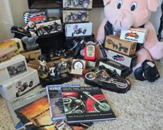 Lot #219 Hog Heaven! Massive Harley-Davidson Collector’s Stash – From Pig to Panhead!