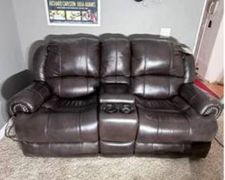 Lot #14 New Flexsteel Latitudes Dual Reclining Leather Loveseat | Center Console with Cup Holders | Tags Still Attached
