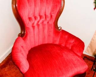 VICTORIAN HER CHAIR