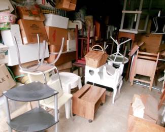 ITEMS IN GARAGE
