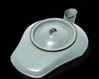 Antique Speckled Blue Enamel Bedpan with Lid and Spout